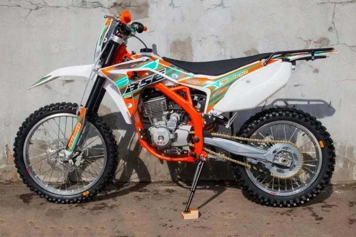 Новий ендуро BSE J4 ENDURO 2026 250cc кросовий мотоцикл мотард тур ендуро доставка по Україні новий — фото 2
