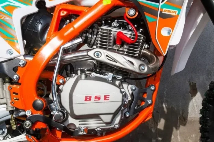 Новий ендуро BSE J4 ENDURO 2026 250cc кросовий мотоцикл мотард тур ендуро доставка по Україні новий — фото 3