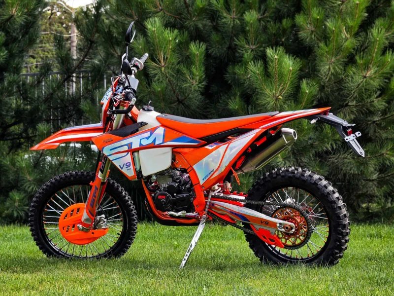 НОВИЙ мотоцикл STM (STN) V9 Enduro в наявності у мотосалоні АРТМОТО Хмельницький — фото 7