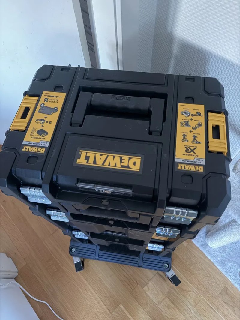 Новий оригінальний професійний набір акумуляторного інструменту DeWALT топової безщіткової серії XR 18V (модель набору DCK685P3T). — фото 2