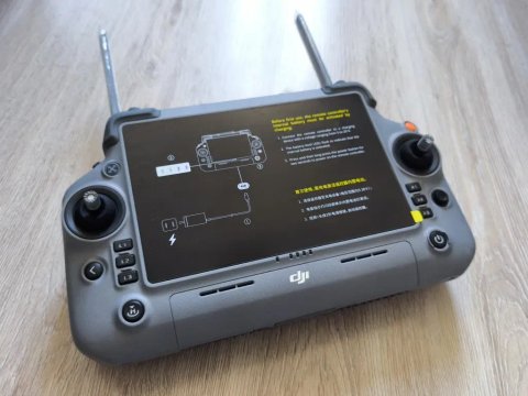Новий пульт для дронів Matrice 4T, 4E