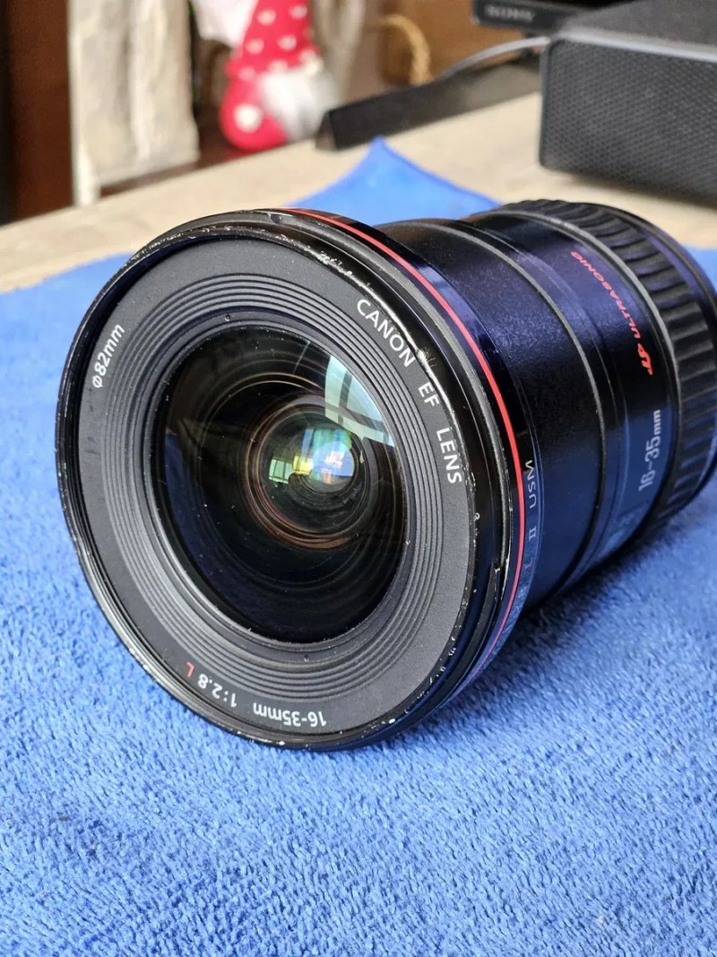 Объектив Canon EF 16-35mm f/2.8L II USM — фото 2