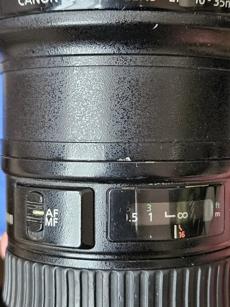 Объектив Canon EF 16-35mm f/2.8L II USM — фото 5