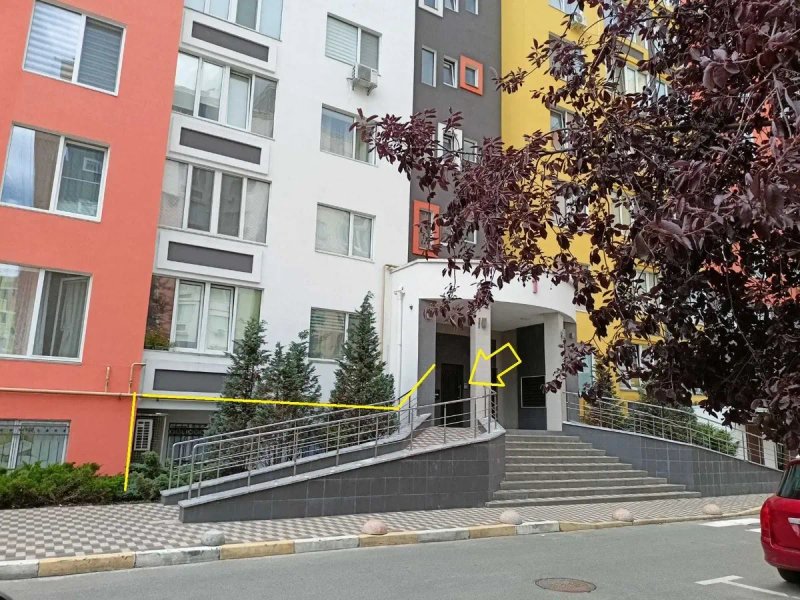 Офіс 35.2м.кв. (НФ), з орендарем, від власника — фото 2