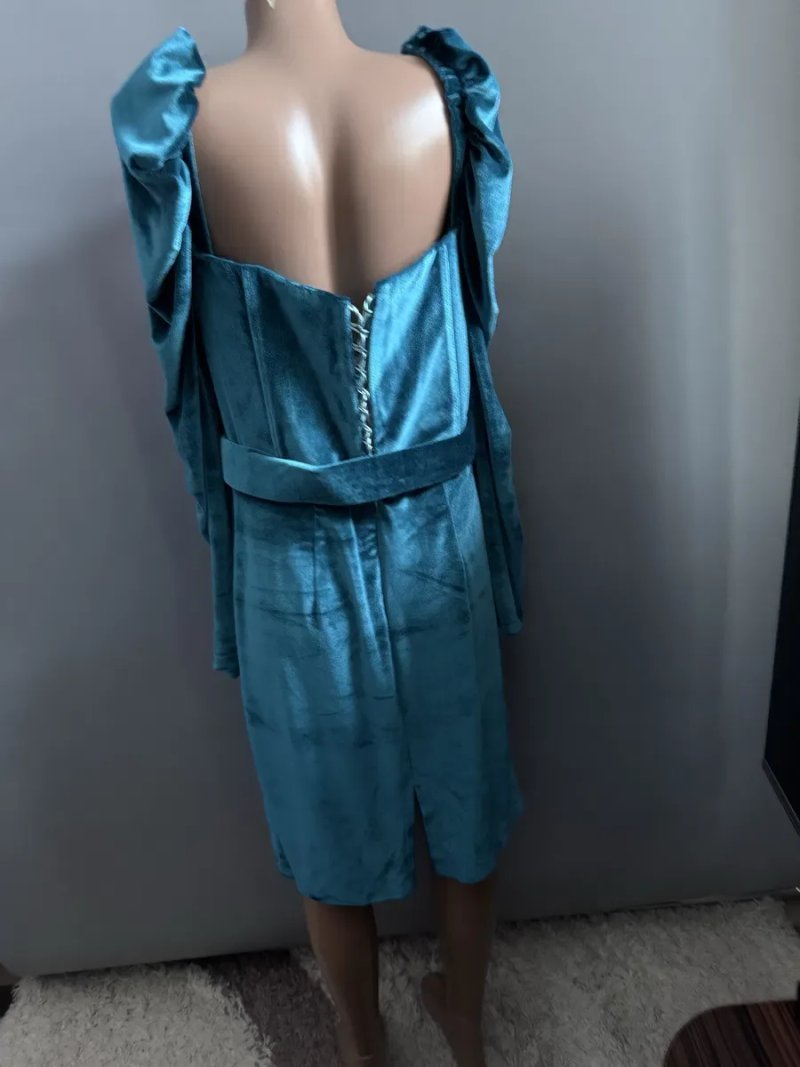 Оксамитова сукня revella — фото 4