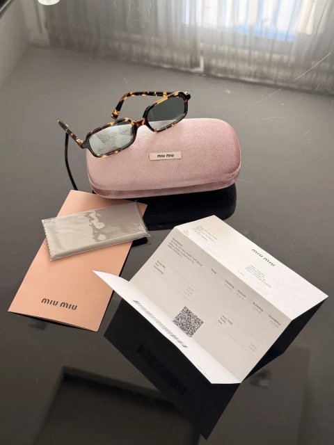 Окуляри miu miu оригінал  з зеленою лінзою