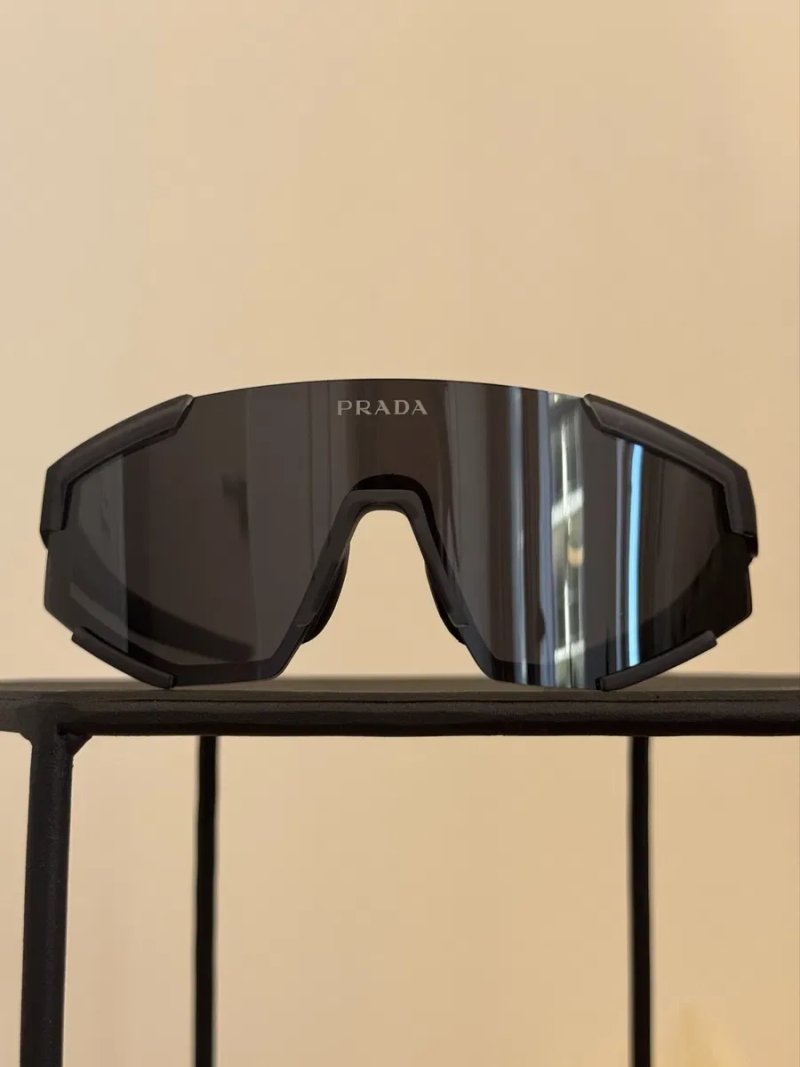 Окуляри PRADA LINEA ROSSA сонцезахисні 1:1 оригінал преміум якість спорт чорні чоловічі жіночі унісекс прада — фото 2