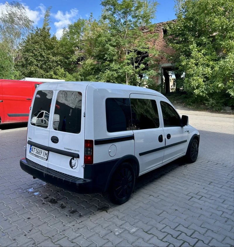 Opel Combo C 1.3 дизель 2006 рік — фото 3