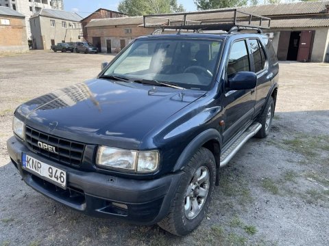 Opel Frontera B( Опель Фронтера Б) 2003 рік 2,2 Дизель Повний привід 4Х4 Гарний джип