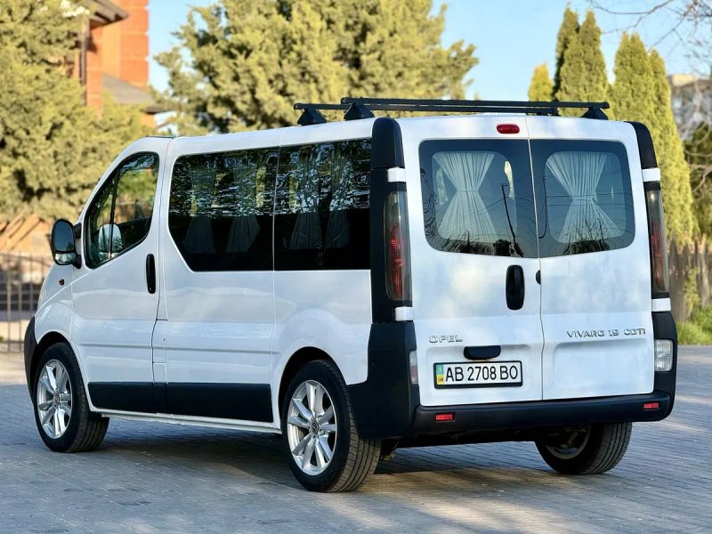 Opel Vivaro 1.9 Дизель  Пасажир 8+1  Власник Ексклюзивний Стан! 1 Власник З Салону Стан Нового Авто Пробіг 222 Тис.км! — фото 6