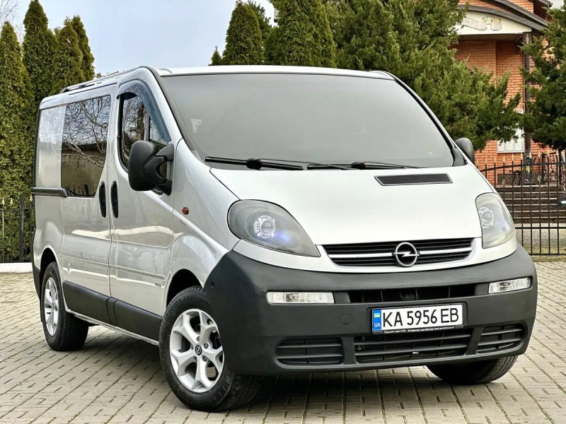 Opel Vivaro Стан ІДЕАЛ! Пасажир 8 МІСЦЬ З Кондиціонером ! 1 ВЛАСНИК — фото 8