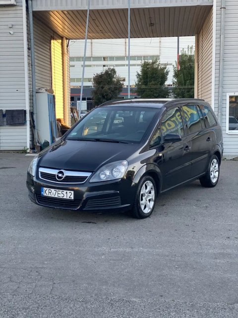 Opel Zafira 1.9 disel в идеальном состоянии