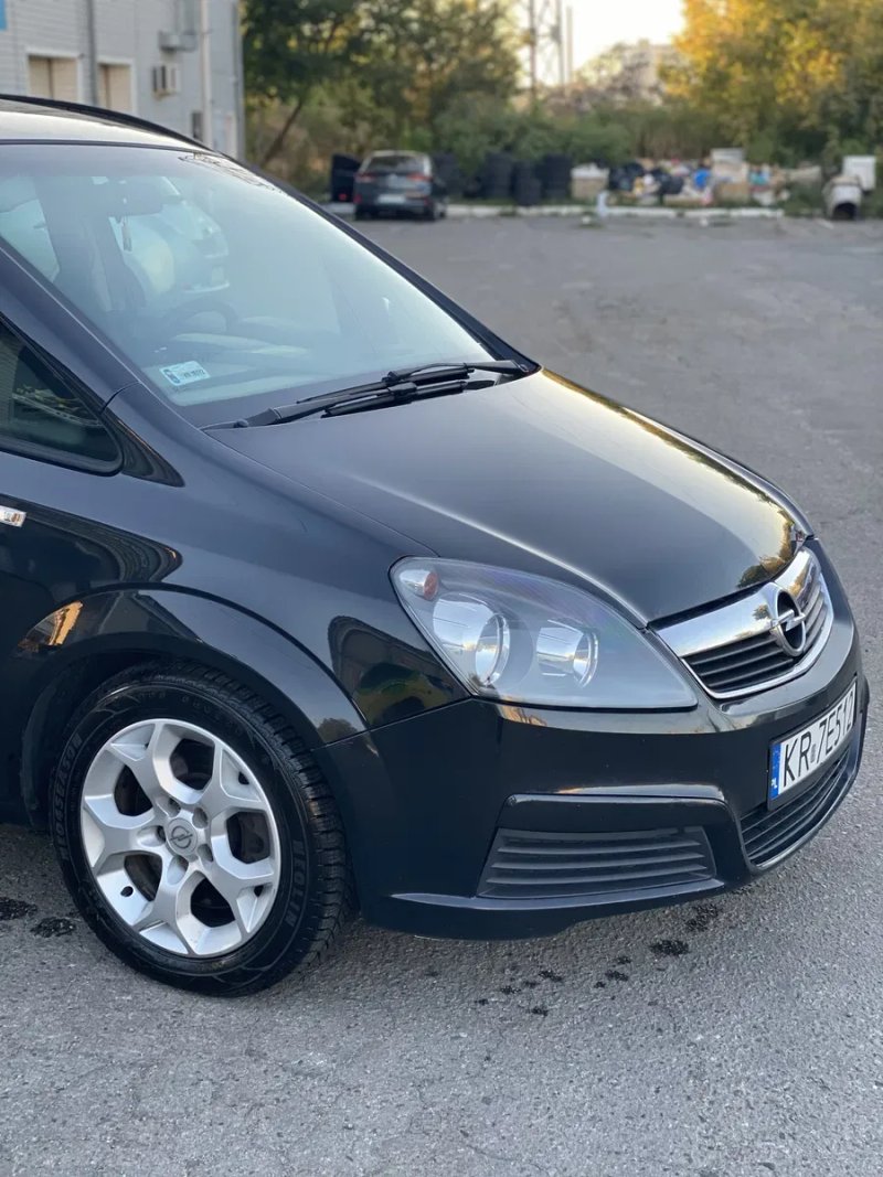 Opel Zafira 1.9 disel в идеальном состоянии — фото 8