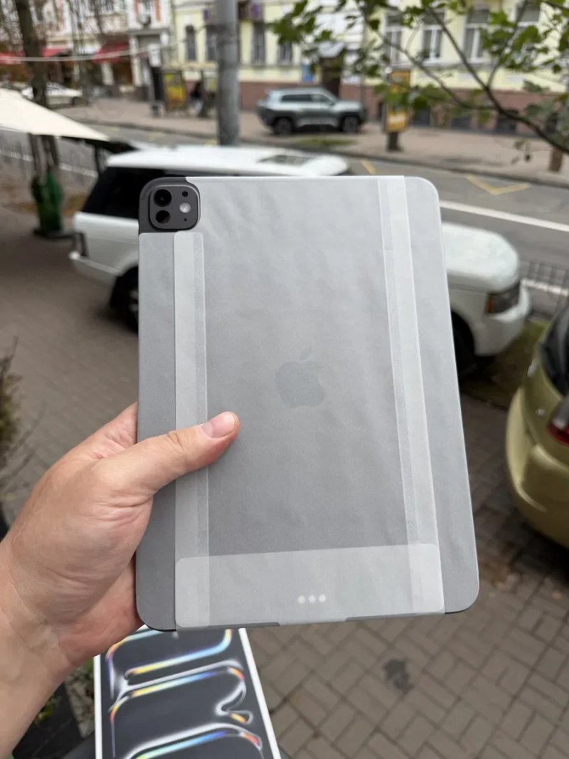 Open Box iPad Pro 11” M5 256Gb Space Black — фото 2