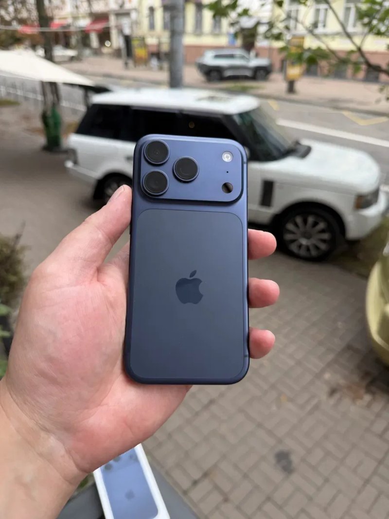 Open Box iPhone 17 Pro 256Gb Deep Blue (24 цикли) — фото 2