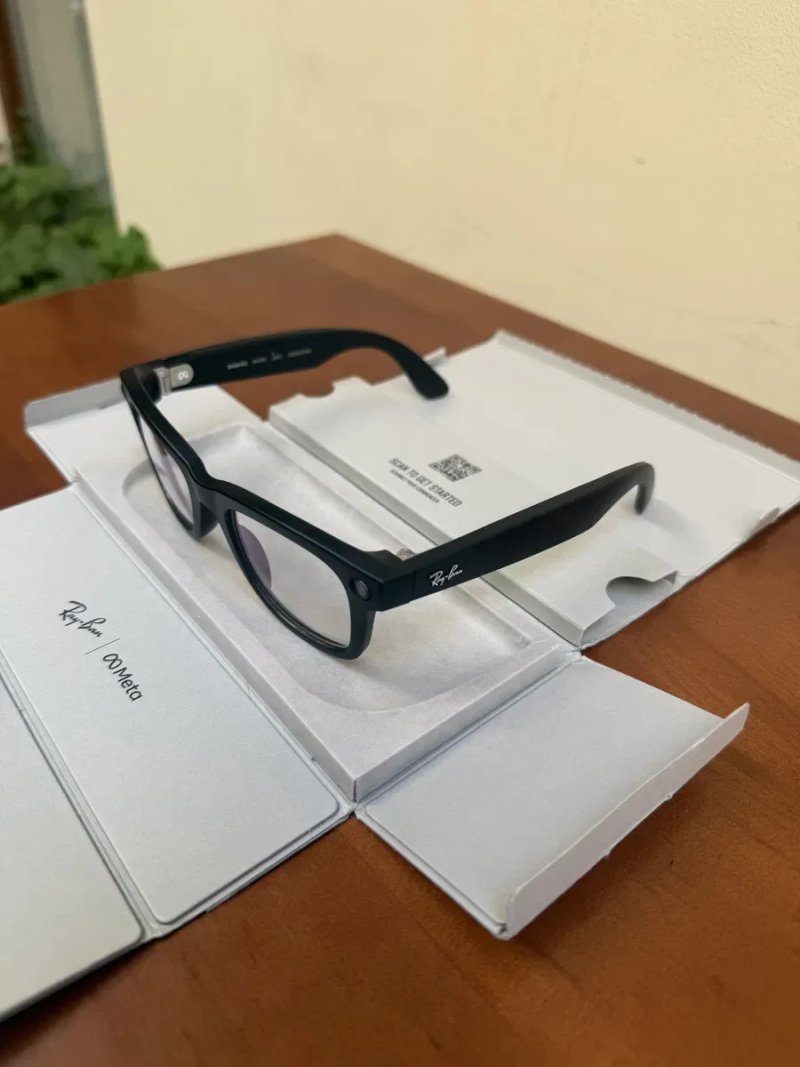 Open Box/Смарт-окуляри Ray-Ban Meta Wayfarer Gen 2 Standard Matte Black Frame / Clear Lenses (RW4012 601SSB 50-22) — фото 4