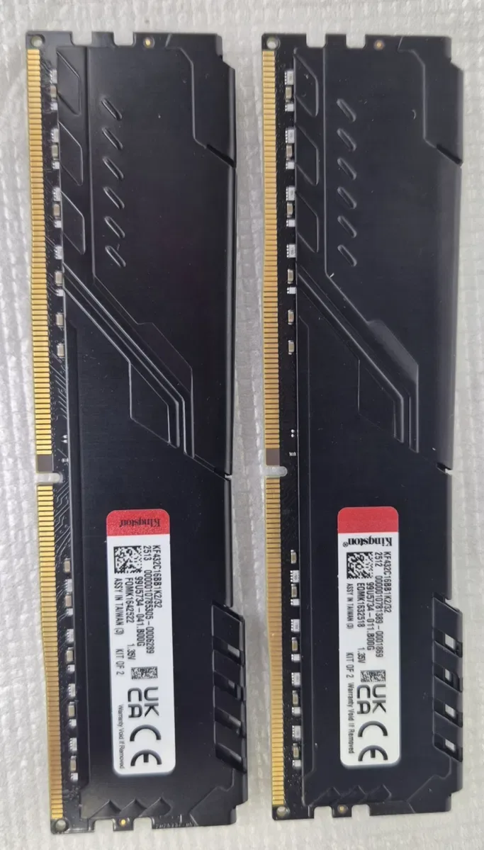 Оперативна пам’ять Kingston Fury DDR4-3200 32768 MB PC4-25600 (Kit of 2×16384) Beast Black (KF432C16BB1K2/32) Б.В — фото 2