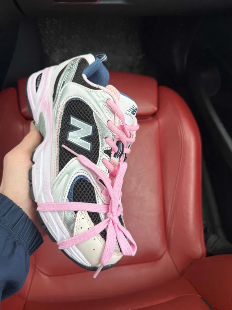 (ОПЛАТА ПІСЛЯ ОГЛЯДУ)New Balance 530 Custom White Black Pink — фото 3