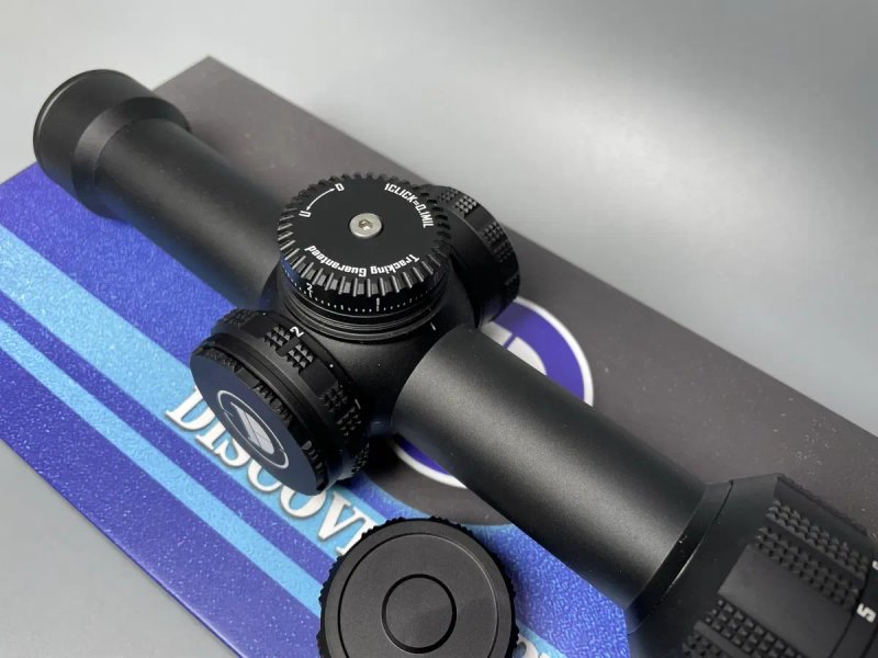 Оптический прицел Discovery ED-AR 1-6x24 FFP Загонник оптичний приціл — фото 4