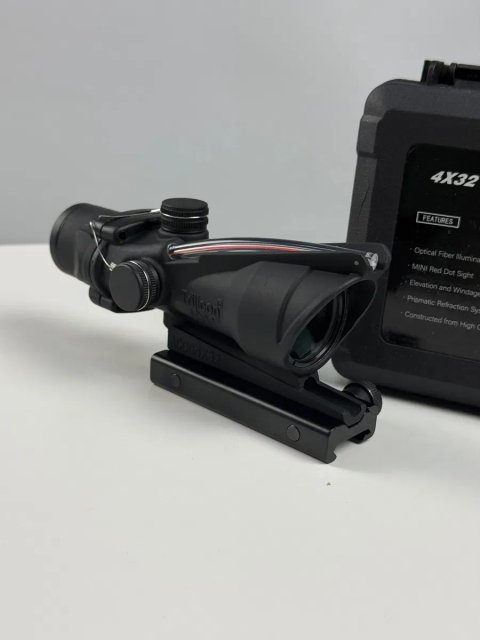 Оптичний приціл Trijicon ACOG 4x32 BDC Chevron Коліматор