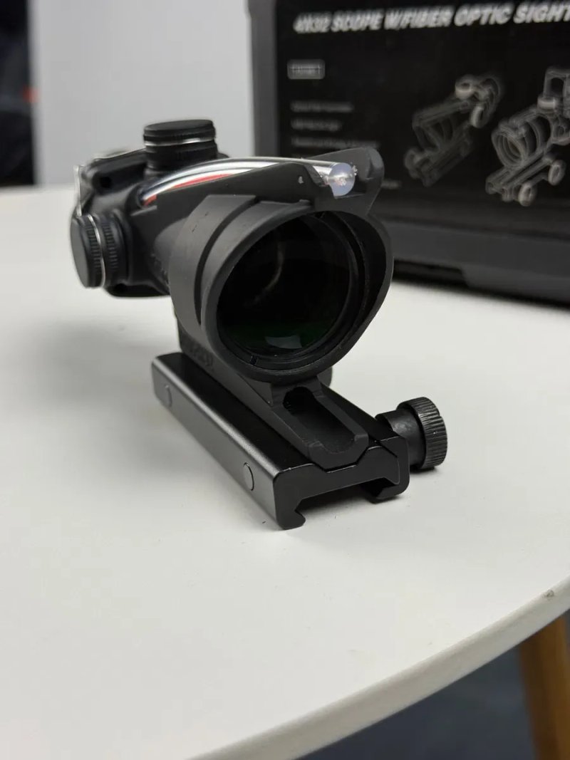Оптичний приціл Trijicon ACOG 4x32 BDC Chevron Коліматор — фото 3