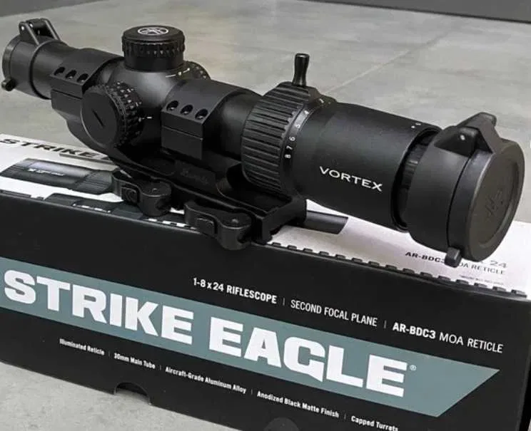 Оптичний приціл Vortex Strike Eagle 1-8x24 SFP сітка AR-BDC3 Оригінал — фото 2