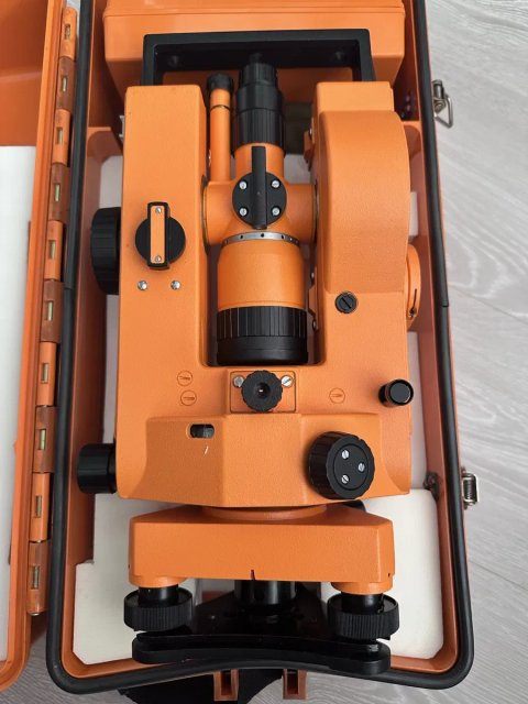Оптичний теодоліт, оптический теодолит 3т5кп, Carl Zeiss THEO15B