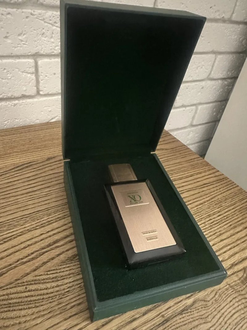 Orientica XO Xclusif Oud Emerald Extrait de Parfum 60 мл — фото 3