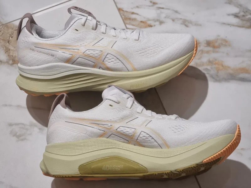 Оригінал 100% чоловічі кросівки asics gel kayano 32  euro 42 — фото 3