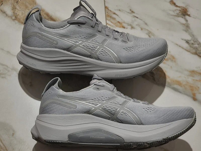 Оригінал 100% чоловічі кросівки asics Kayano 32 eur 44.5 — фото 3