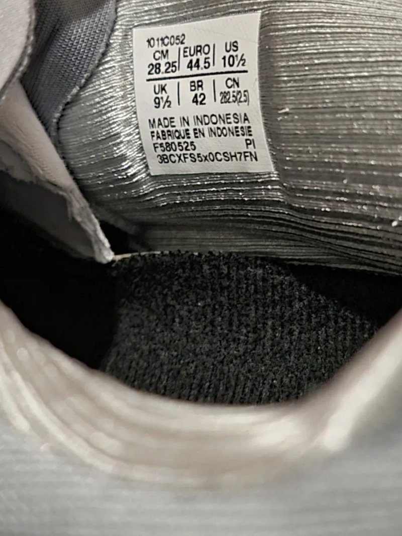 Оригінал 100% чоловічі кросівки asics Kayano 32 eur 44.5 — фото 8