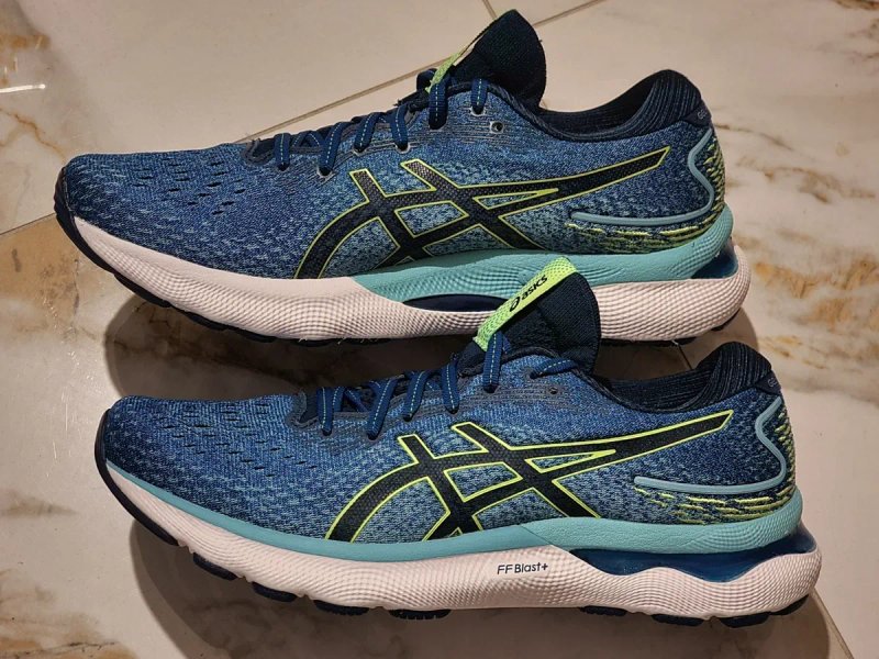 Оригінал 100% чоловічі кросівки asics nimbus 24  eur 42.5 — фото 2