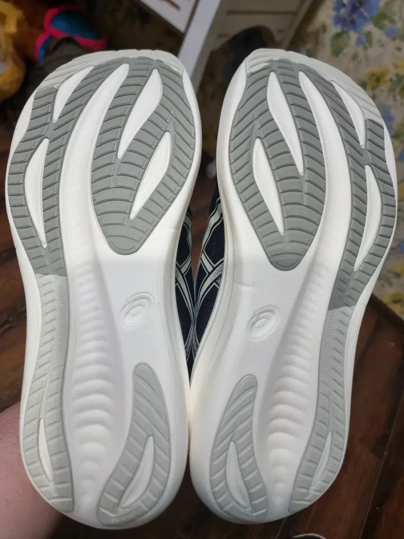 Оригінал 100% чоловічі кросівки asics nimbus 27   eur 50.5 — фото 6