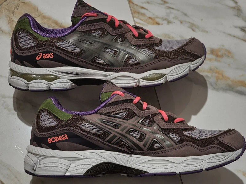Оригінал 100% чоловічі кросівки Asics Nyc BODEGA  EURO 46 — фото 3