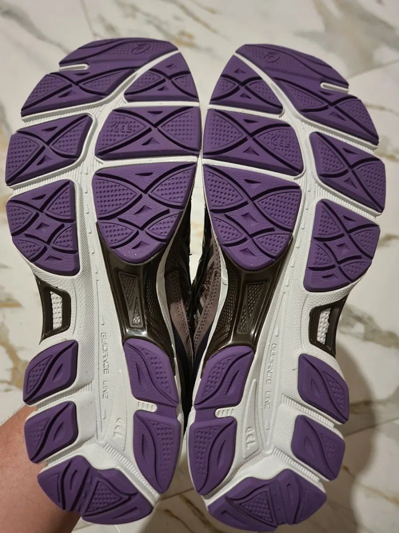 Оригінал 100% чоловічі кросівки Asics Nyc BODEGA  EURO 46 — фото 6