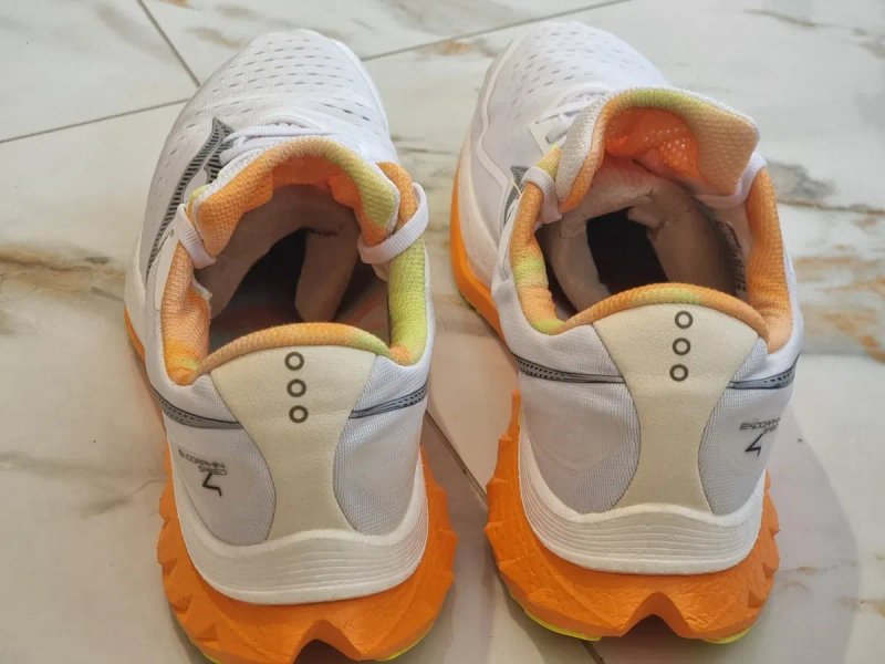 Оригінал 100% чоловічі кросівки Saucony Endorphin speed 4   EUR 46.5 — фото 5