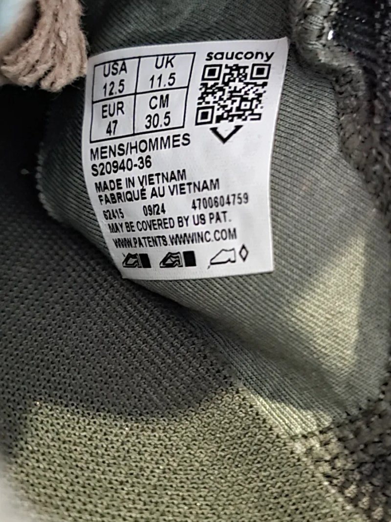 Оригінал 100% чоловічі кросівки Saucony Endorphin speed 4   EUR 47 — фото 7