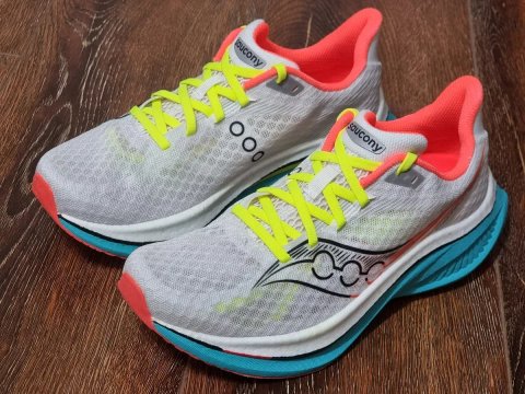 Оригінал 100% чоловічі кросівки Saucony Endorphin speed 5 EUR 41