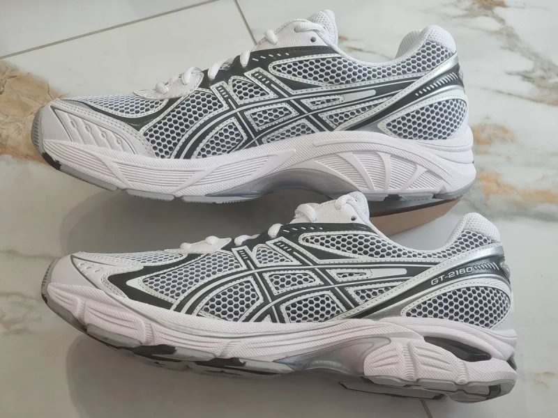 Оригінал 100% Кросівки Asics GT-2160   EURO 43.5 — фото 2