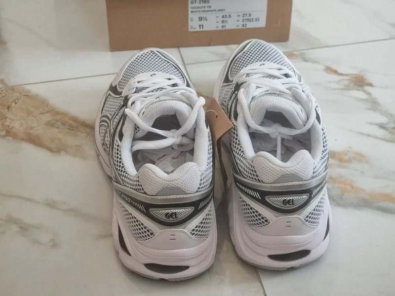 Оригінал 100% Кросівки Asics GT-2160   EURO 43.5 — фото 4