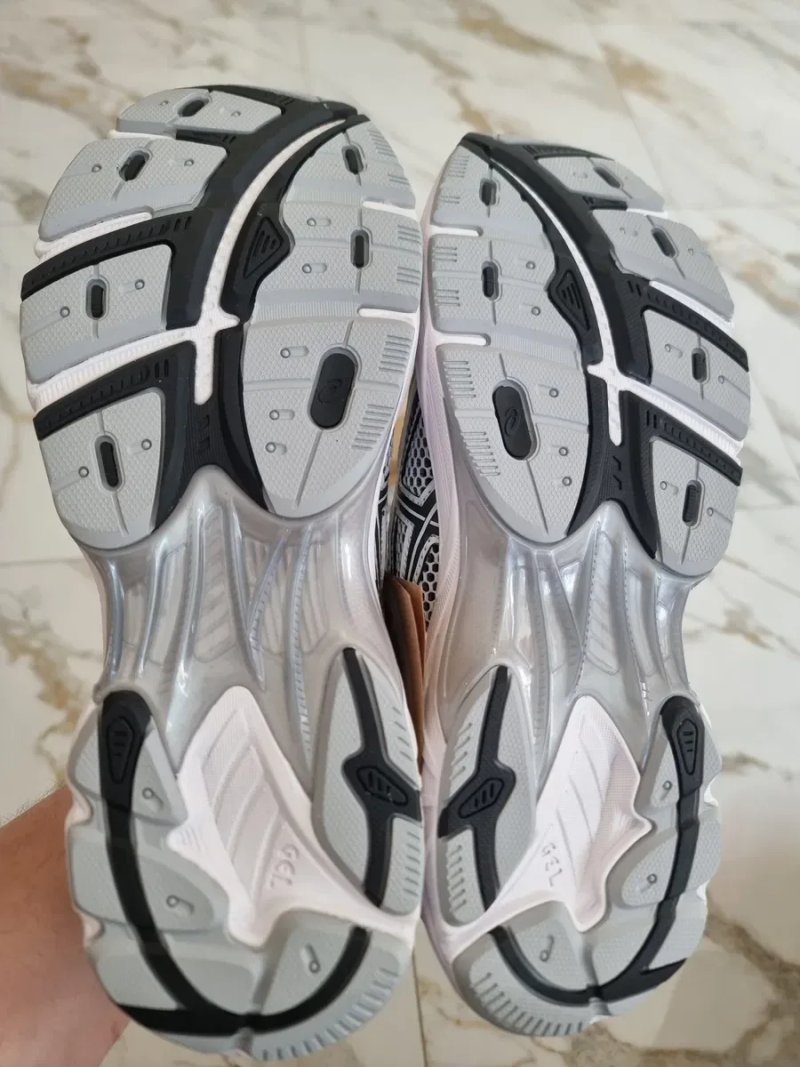 Оригінал 100% Кросівки Asics GT-2160   EURO 43.5 — фото 5