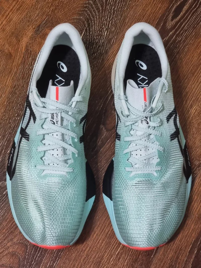 Оригінал 100% Кросівки Asics Metaspeed Sky Paris  EURO 44.5 — фото 4