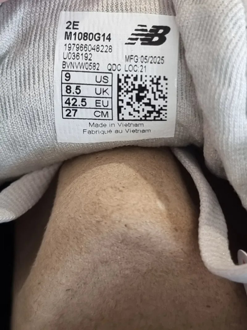 Оригінал 100% кросівки New Balance 1080 v14   EUR 42.5 — фото 6