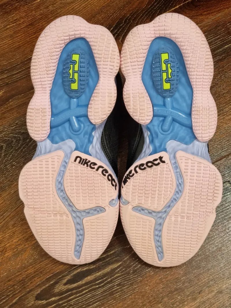 Оригінал 100% кросівки Nike LeBron 19  EUR 42 — фото 7