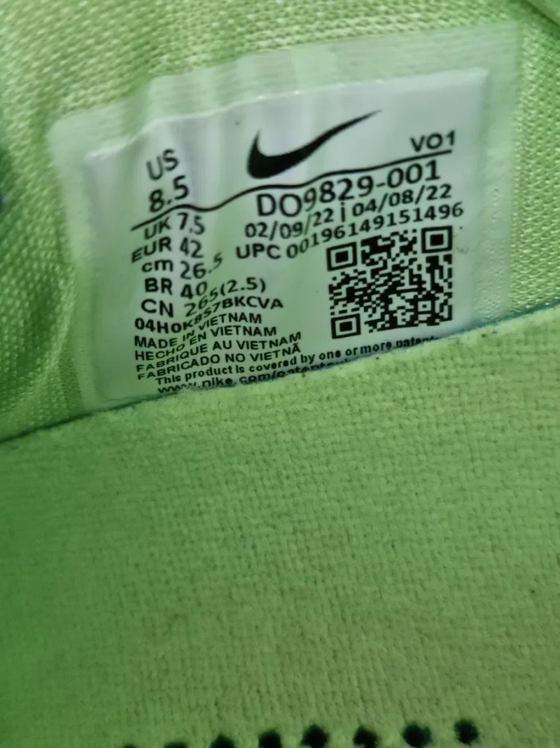 Оригінал 100% кросівки Nike LeBron 19  EUR 42 — фото 8