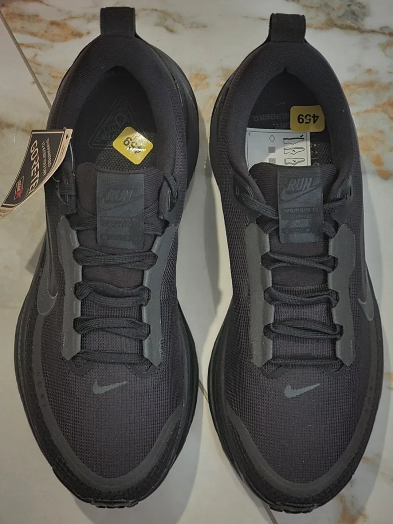 Оригінал 100% кросівки nike vomero 18 gore-tex  euro 42 / 42.5 — фото 4