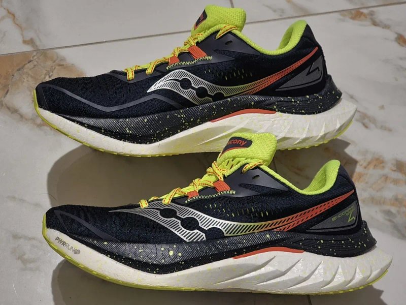 Оригінал 100% кросівки Saucony Endorphin speed 4   EUR 40.5 — фото 2