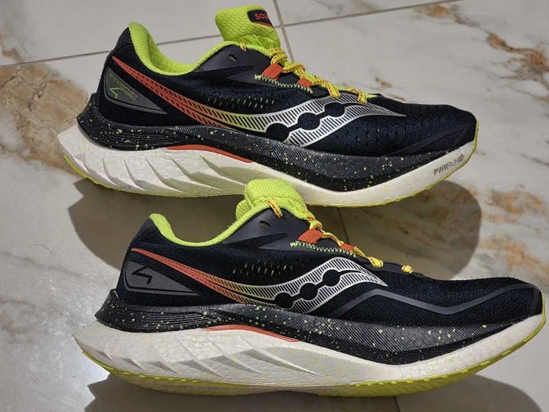 Оригінал 100% кросівки Saucony Endorphin speed 4   EUR 40.5 — фото 3