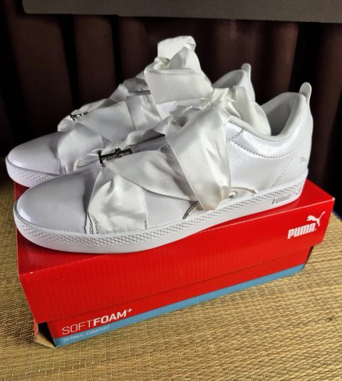 Оригінал 100% Жіночі кросівки Puma Basket Heart з широкими атласними шнурками(Розмір 36-22,5см)