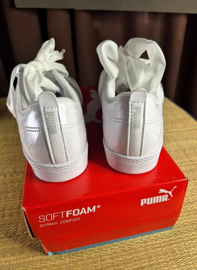 Оригінал 100% Жіночі кросівки Puma Basket Heart з широкими атласними шнурками(Розмір 36-22,5см) — фото 4